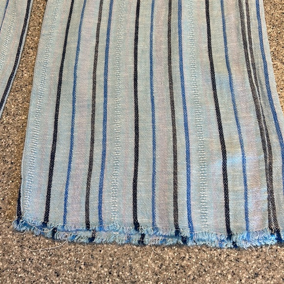 Wide legged pants size L. - Picture 4 of 6